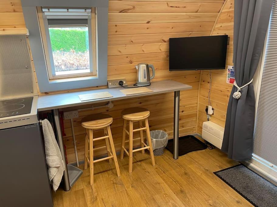 Bonny Wee Snug - Pod In Spean Bridge Apartment Exterior photo