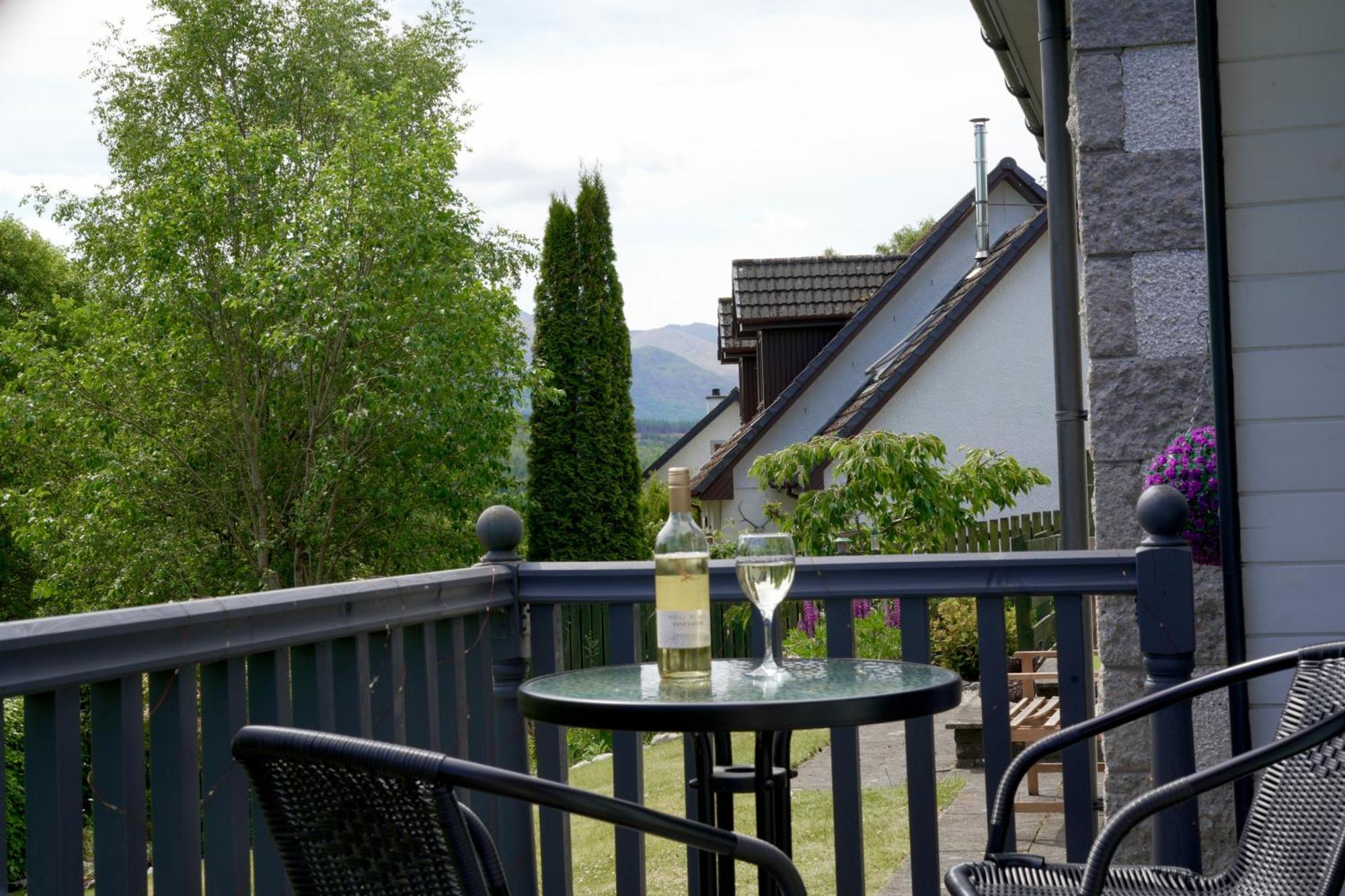 Bonny Wee Snug - Pod In Spean Bridge Apartment Exterior photo